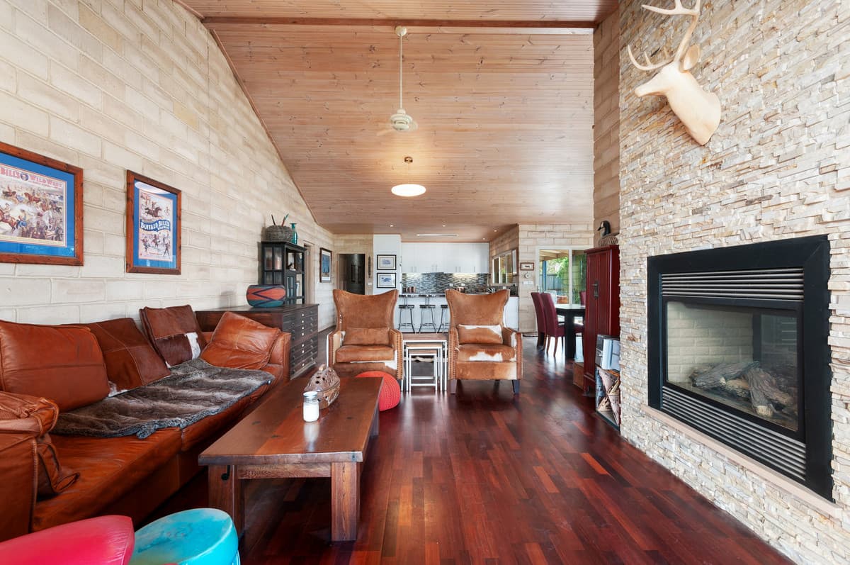 5 Hamilton Place, Mount Waverley, VIC, 3149, Pearsondale - Thumbnail 4