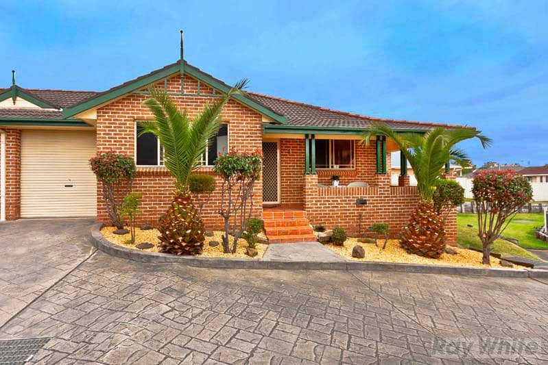 25 Boomerang Road, EDENSOR PARK NSW 2176, Edensor Park - Image 1