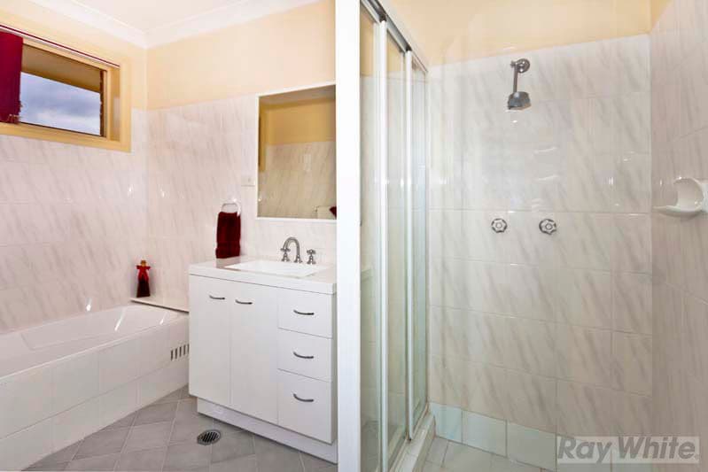 25 Boomerang Road, EDENSOR PARK NSW 2176, Edensor Park - Thumbnail 4