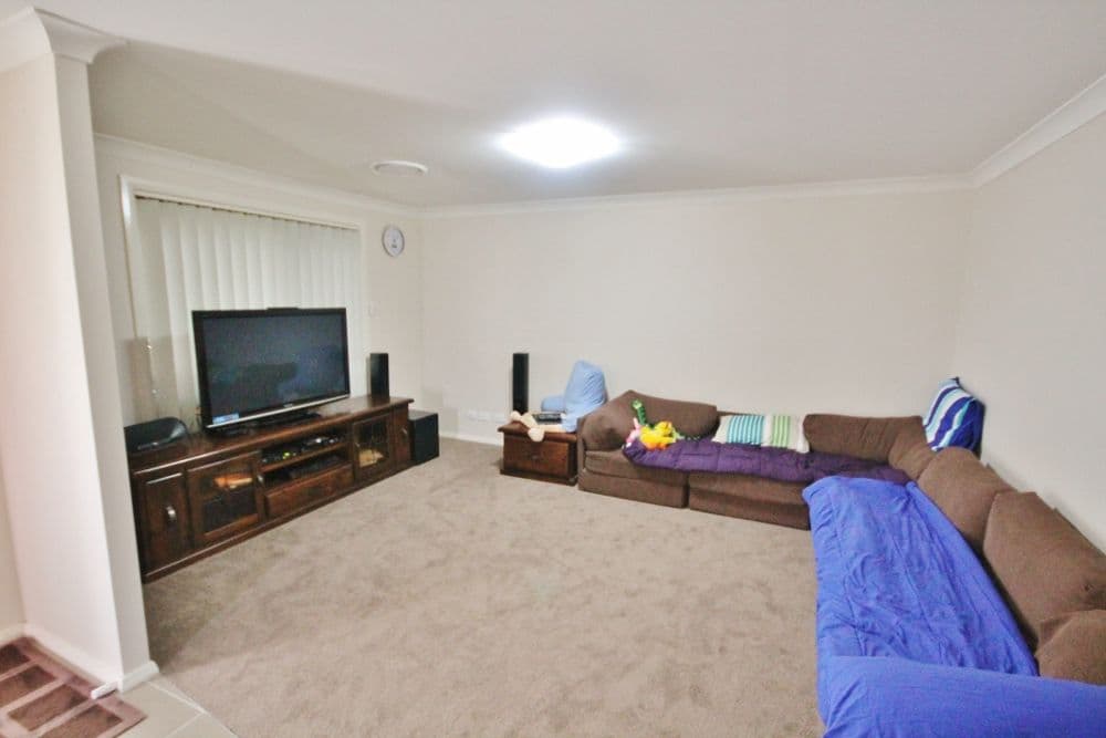 4 Henry Place, YOUNG NSW 2594, Young - Thumbnail 4