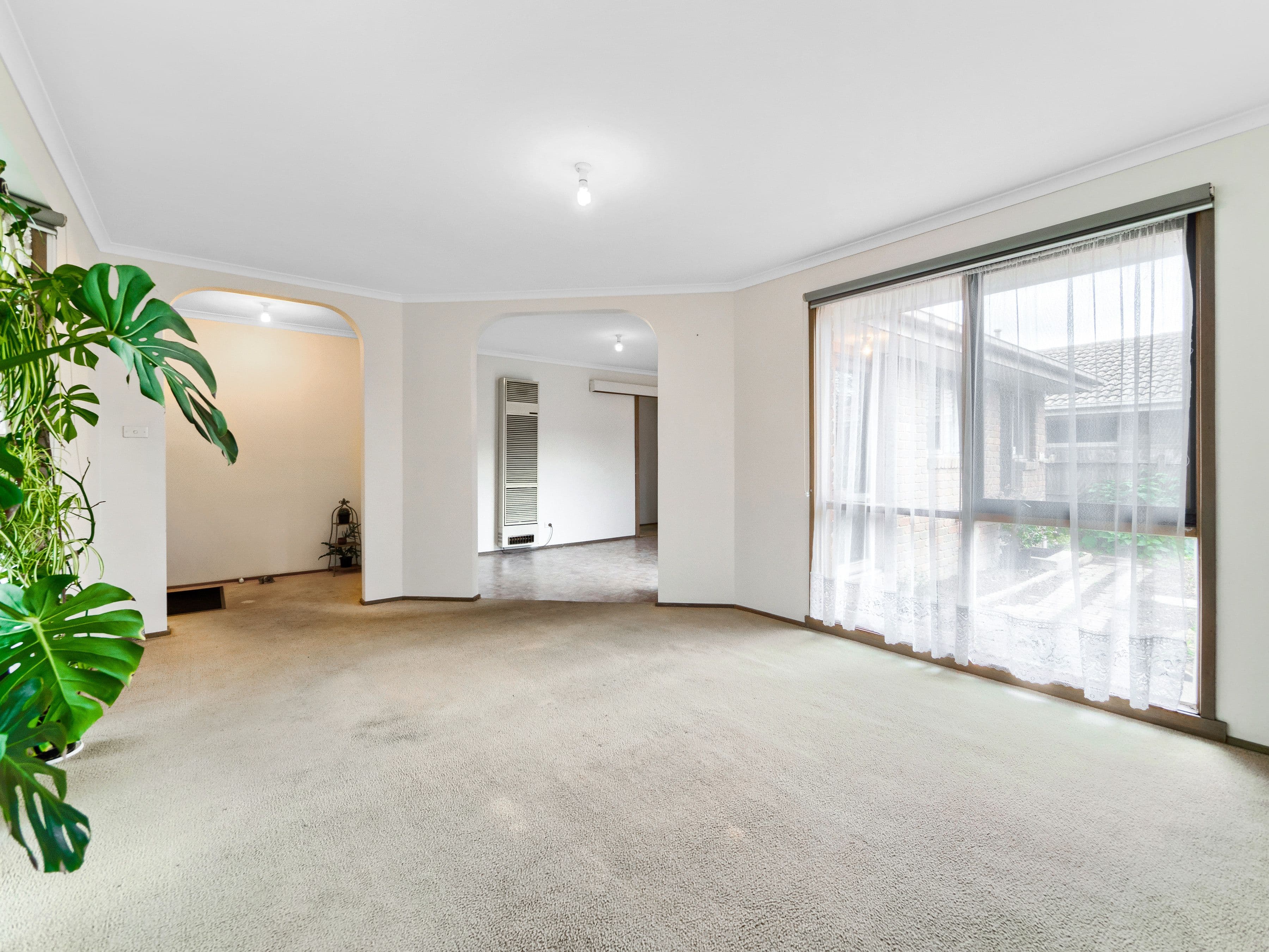 39 General Joshua Drive, Hampton Park VIC 3976, Hampton Park - Thumbnail 4