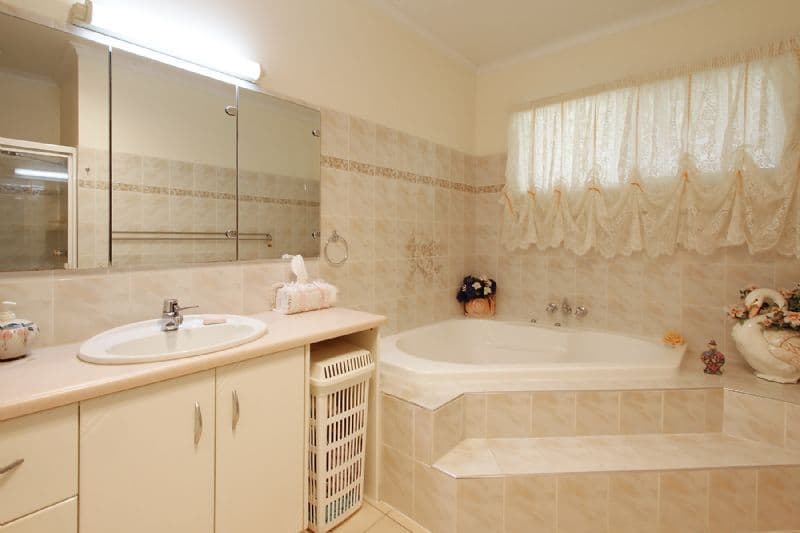 14 Charlmay Court, WEST MACKAY QLD 4740, West Mackay - Thumbnail 8