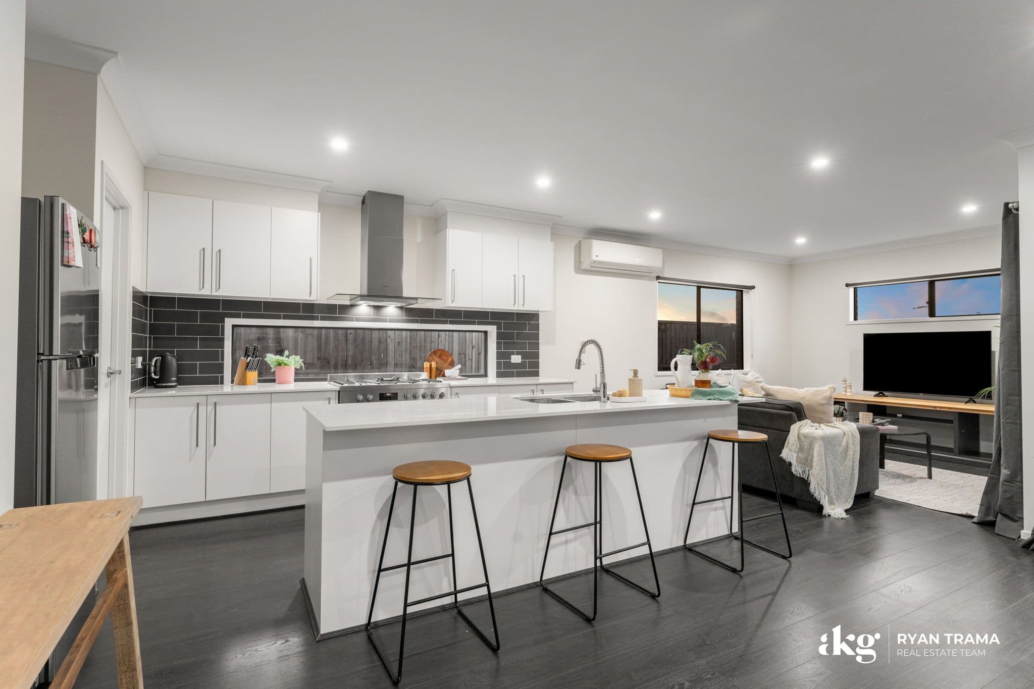 135 East Beaumont Road, Park Ridge QLD 4125, Park Ridge - Thumbnail 6