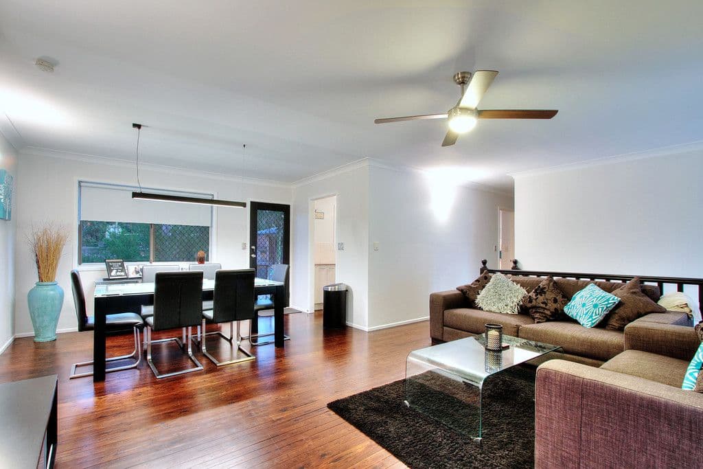 8 Wenlock Crescent, Springwood QLD 4127, Springwood - Thumbnail 2