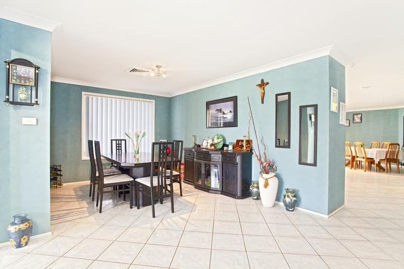 5 Brigantine Street, CHIPPING NORTON NSW 2170, Chipping Norton - Thumbnail 4