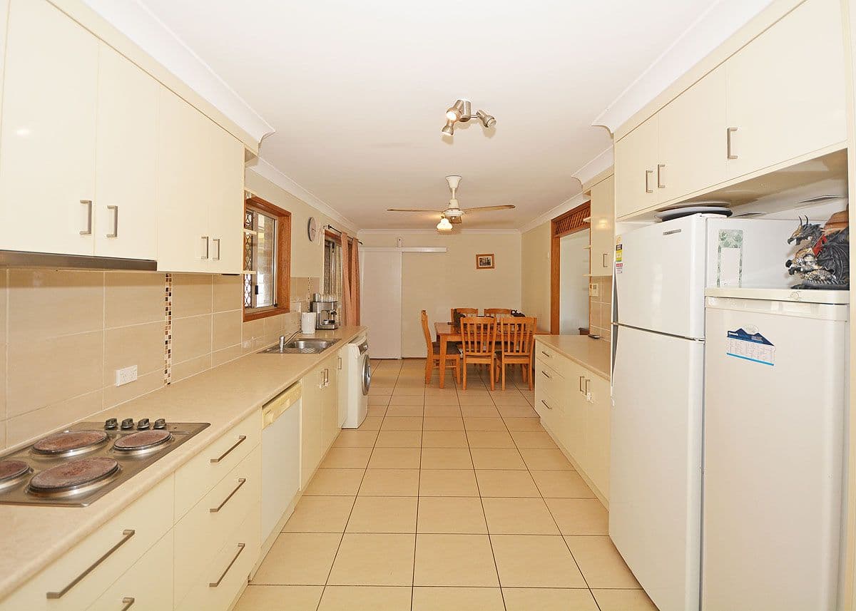 6 Golden Court, Kawungan QLD 4655, Kawungan - Thumbnail 7