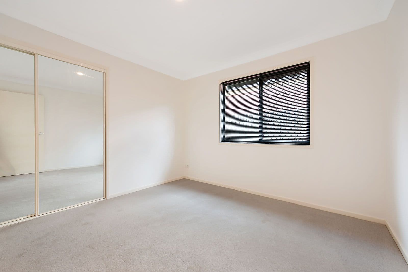 207 Long Street East, Graceville QLD 4075, Graceville - Thumbnail 8