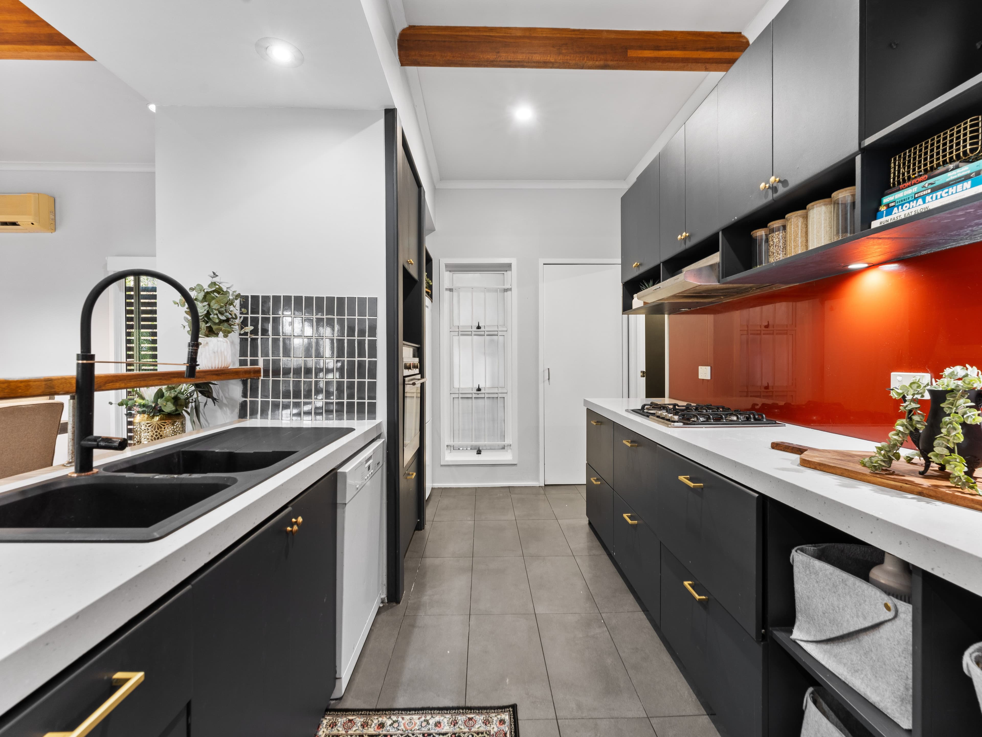 13 Wirlpana Avenue, Ferny Hills QLD 4055, Ferny Hills - Thumbnail 3