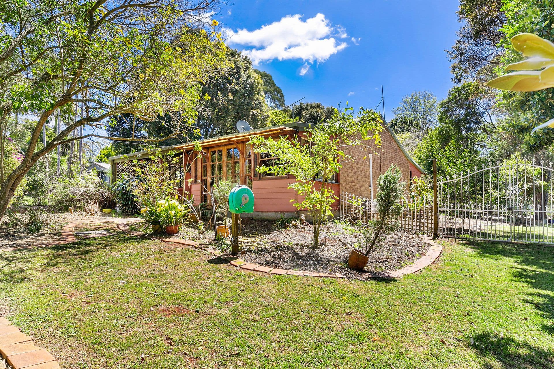 20-22 Esme Street, Tamborine Mountain QLD 4272, Tamborine Mountain - Thumbnail 4