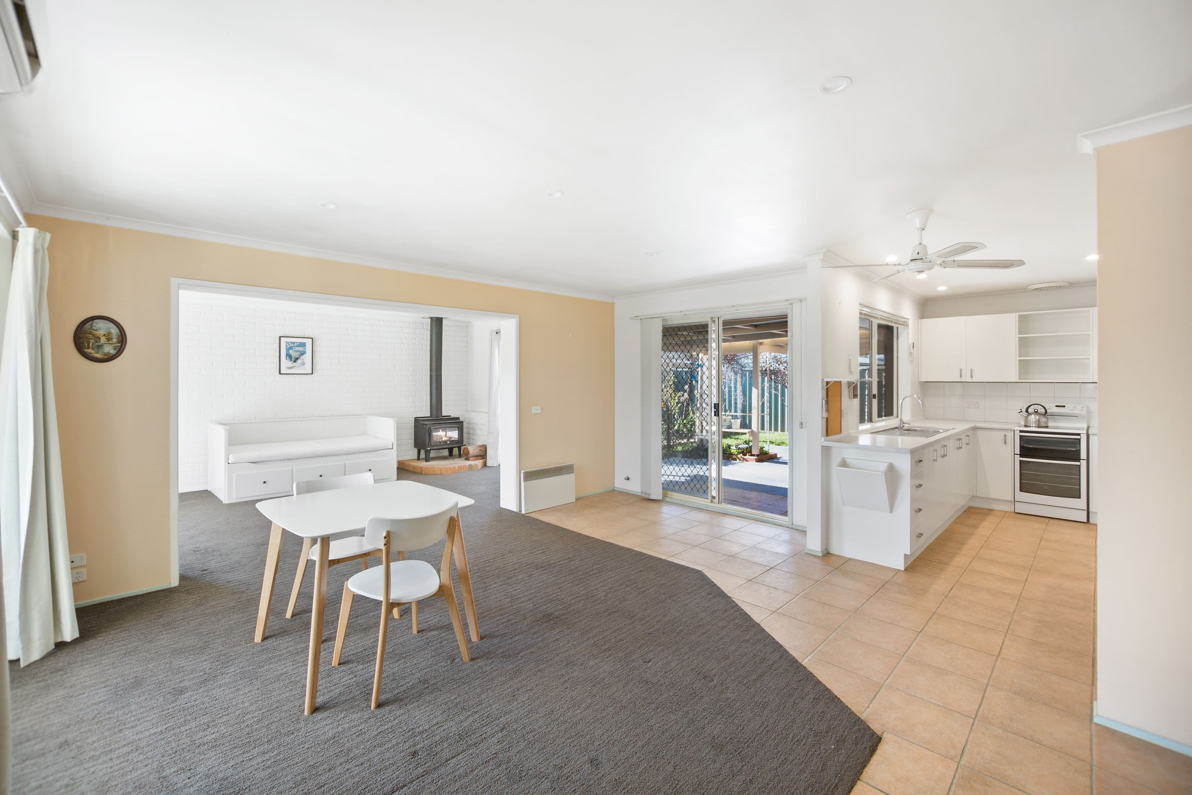 4 Highton Lane, Mansfield VIC 3722, Mansfield - Thumbnail 2