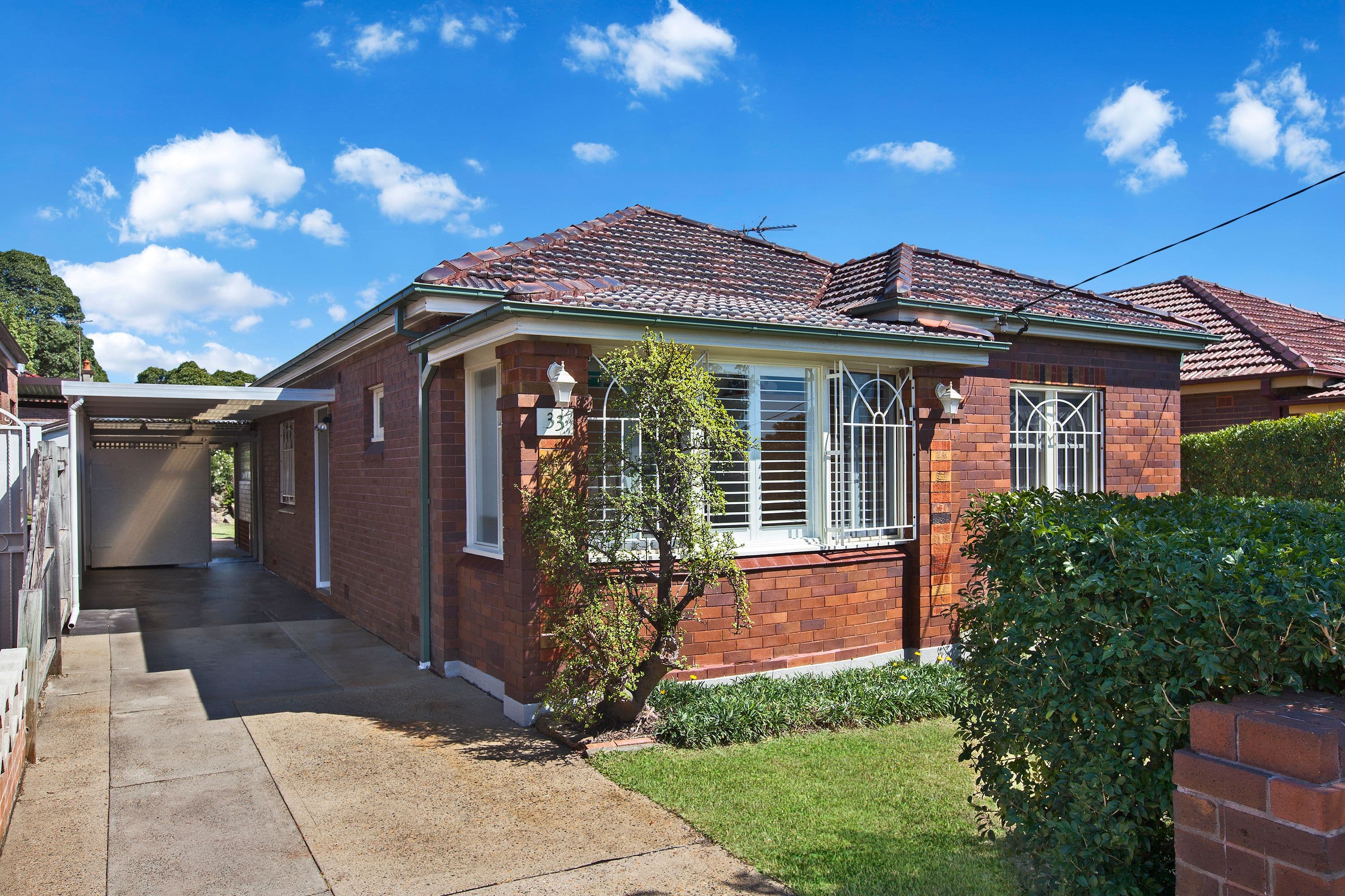 33 Duke Avenue, Rodd Point - Image 1