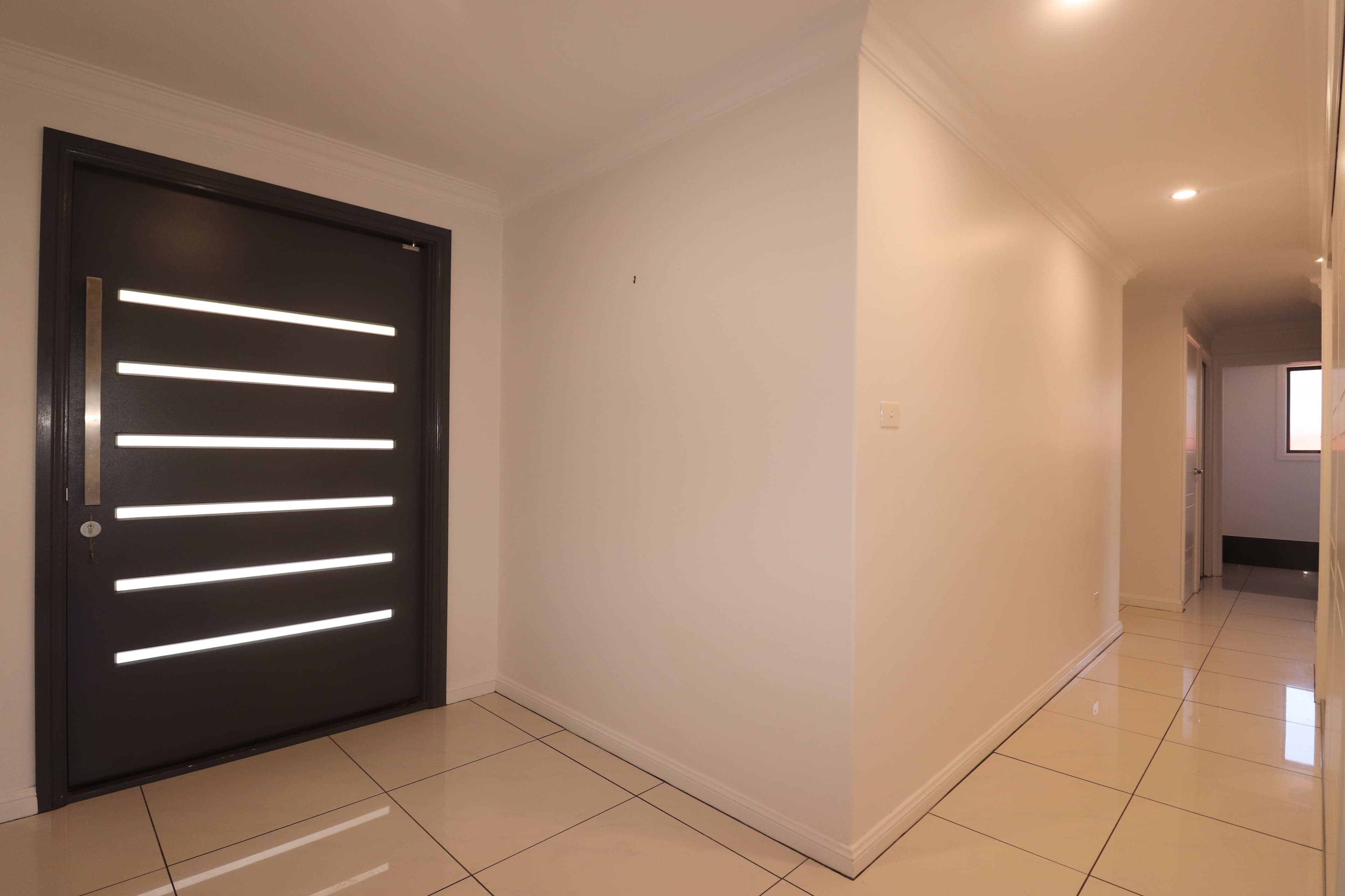 18 Bourke Street, Glen Innes NSW 2370, Glen Innes - Thumbnail 2