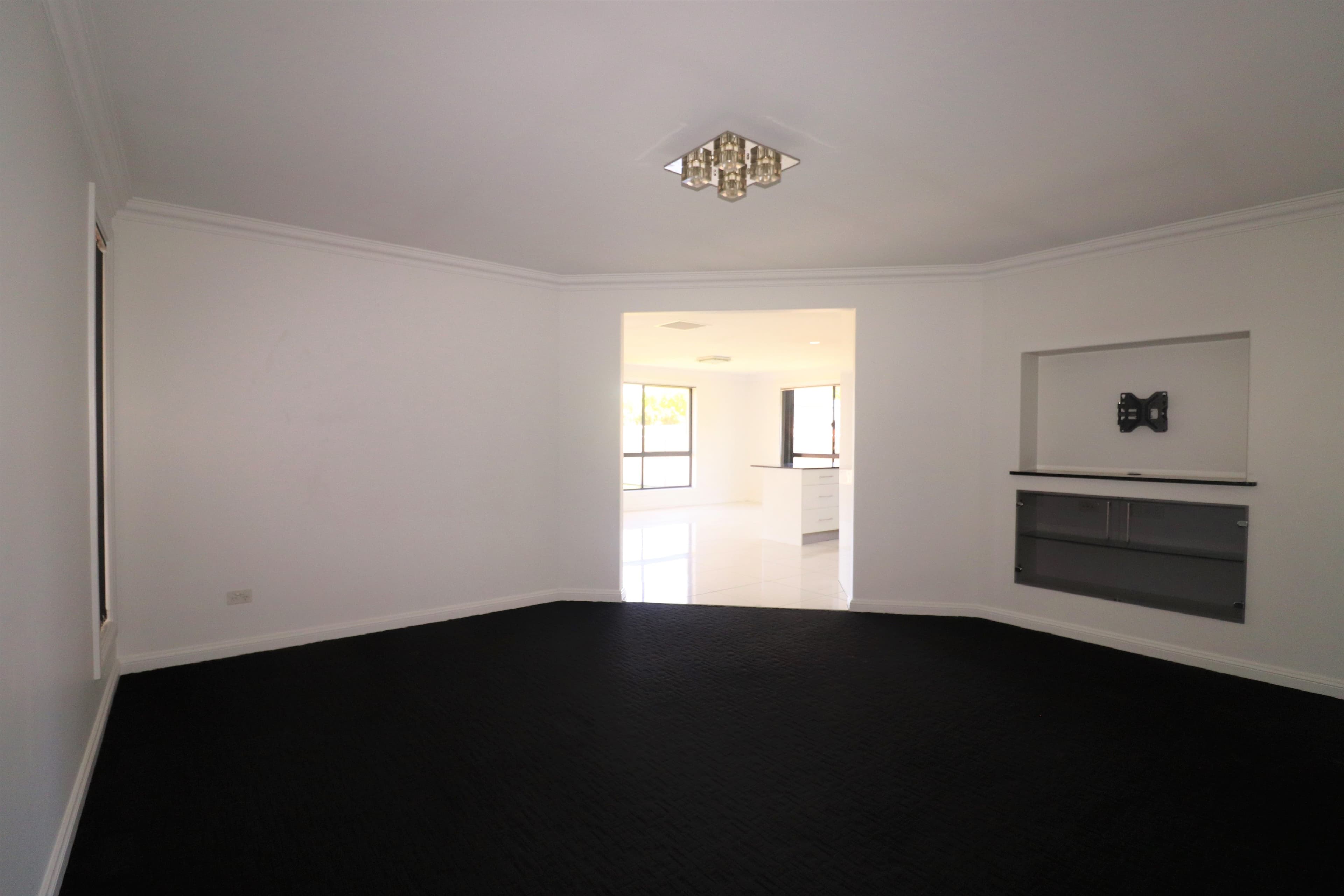 18 Bourke Street, Glen Innes NSW 2370, Glen Innes - Thumbnail 3
