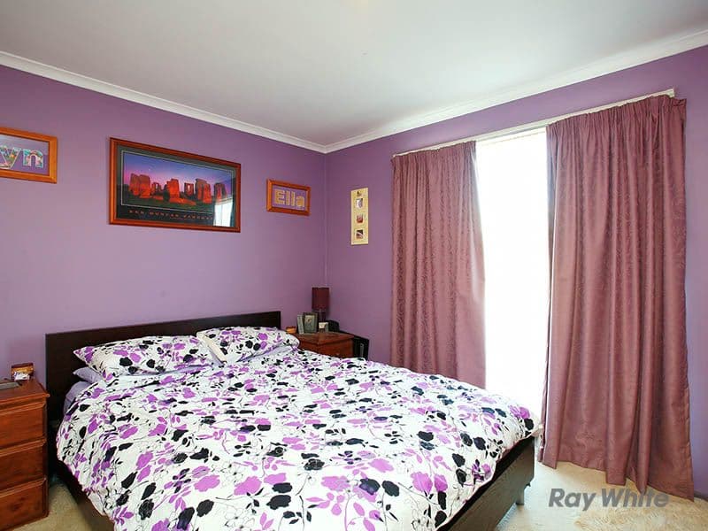 37 Broome Crescent, CRANBOURNE NORTH VIC 3977, Cranbourne North - Thumbnail 6