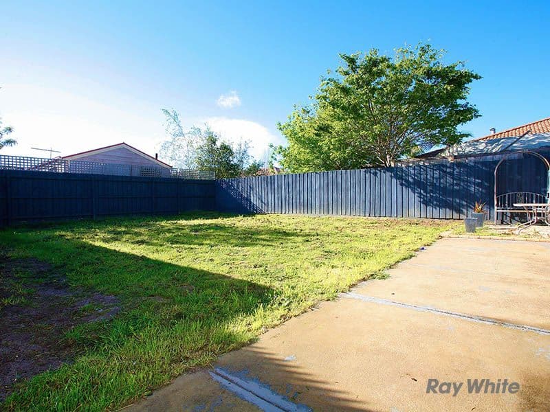 37 Broome Crescent, CRANBOURNE NORTH VIC 3977, Cranbourne North - Thumbnail 7