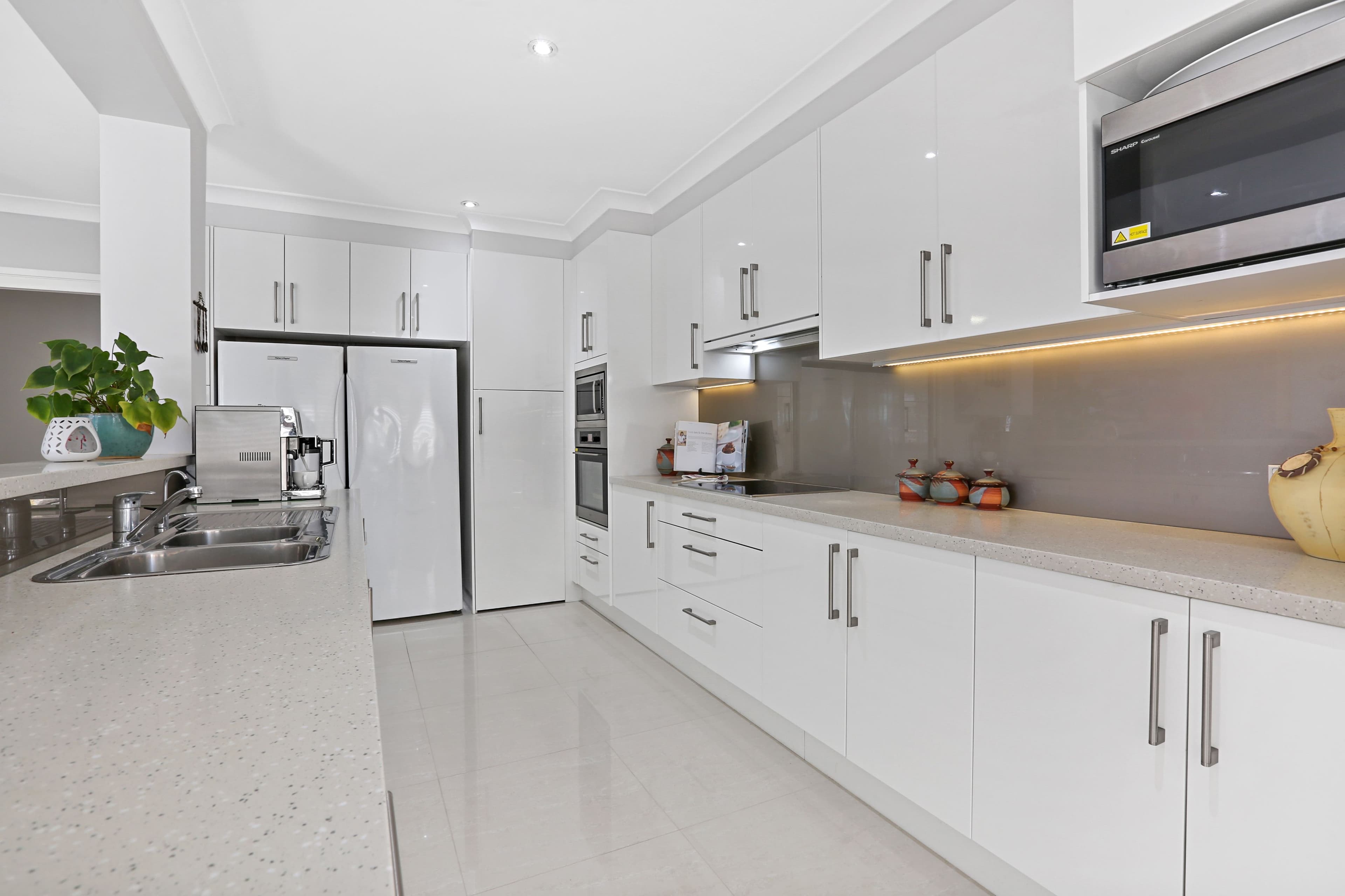 28 Lawson Place, Barden Ridge - Thumbnail 6