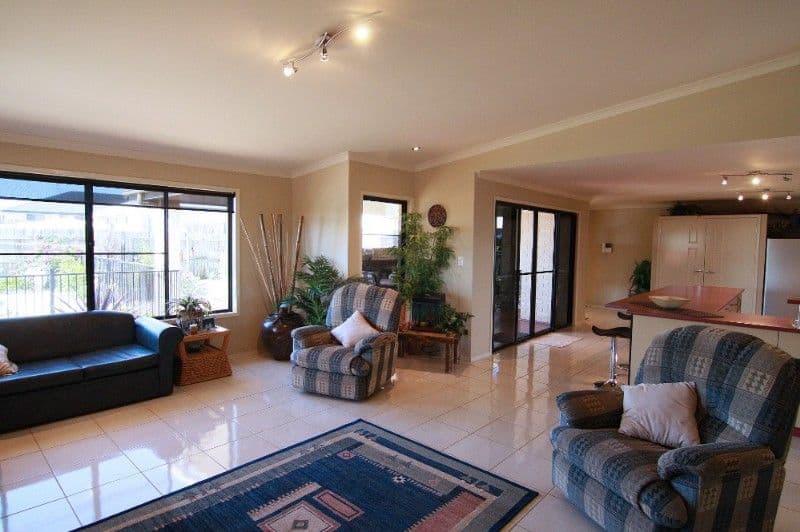 20 Elizabeth Street, WESTBROOK QLD 4350, Westbrook - Thumbnail 5