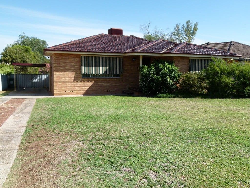 42 Patterson Street, Forbes NSW 2871, Forbes - Image 1