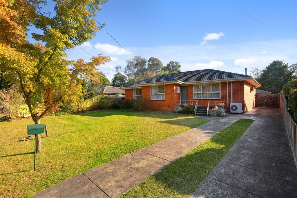 6 Robert Court, Croydon VIC 3136, Croydon - Image 1