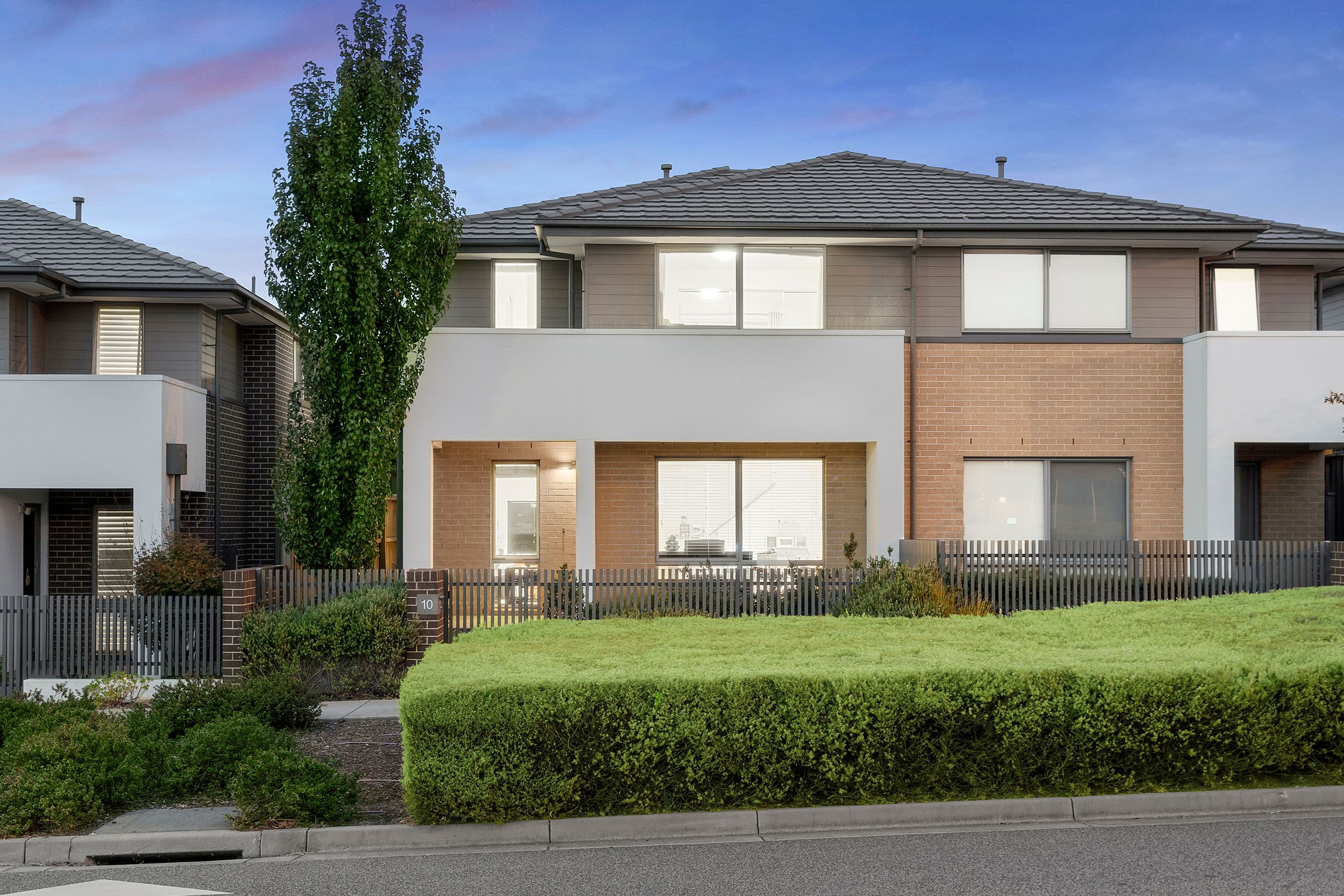 10 Harcrest Boulevard, Wantirna South VIC 3152, Wantirna South - Image 1