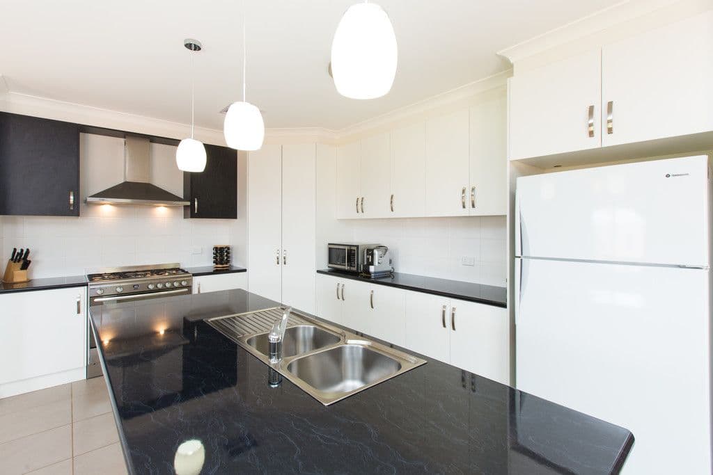 10 Mason Court, Red Cliffs VIC 3496, Red Cliffs - Thumbnail 3