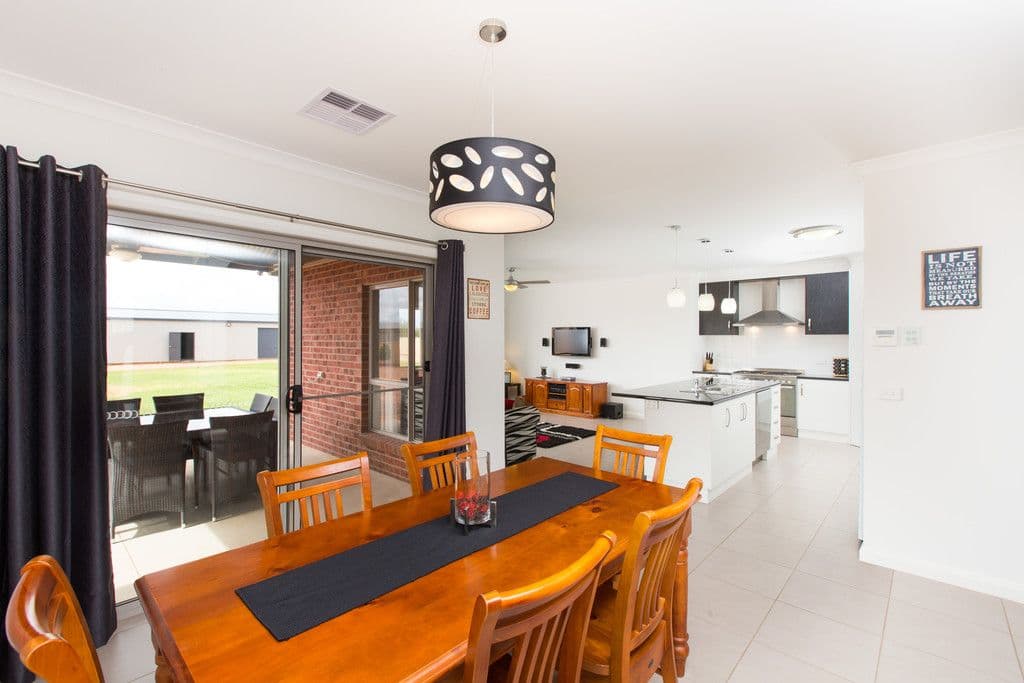 10 Mason Court, Red Cliffs VIC 3496, Red Cliffs - Thumbnail 5