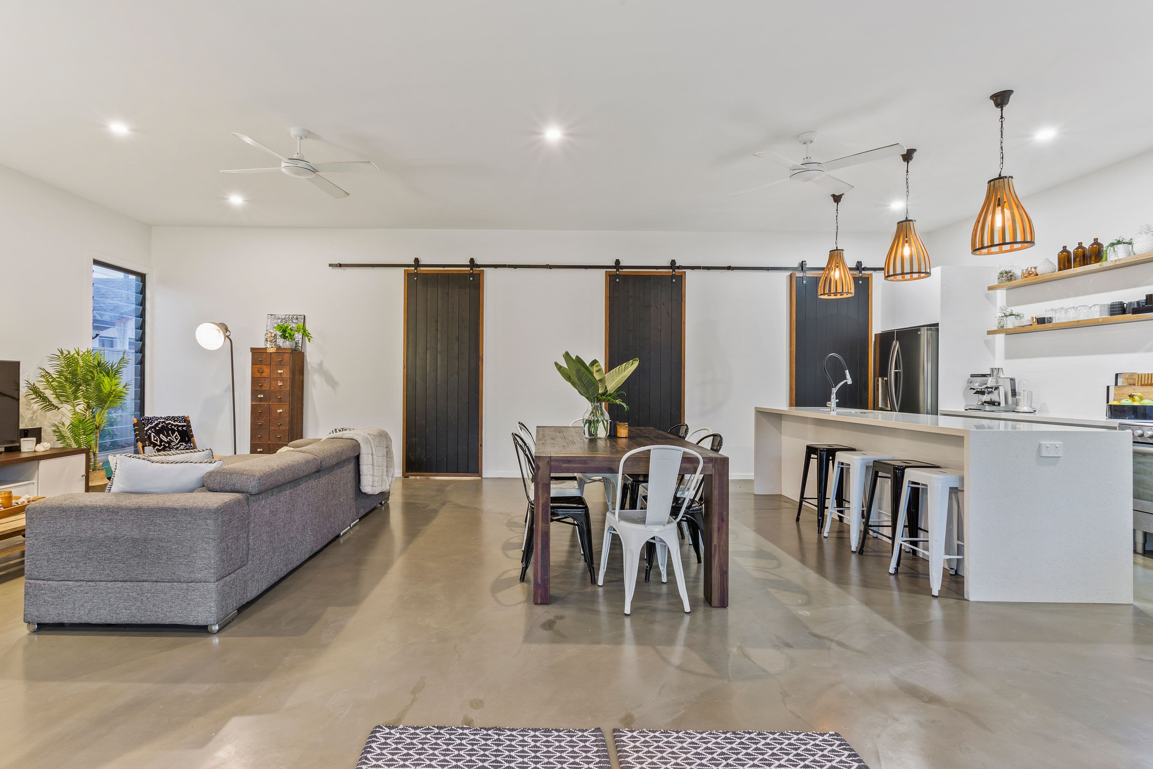 38 Aruma Avenue, Burleigh Waters QLD 4220, Burleigh Waters - Thumbnail 3