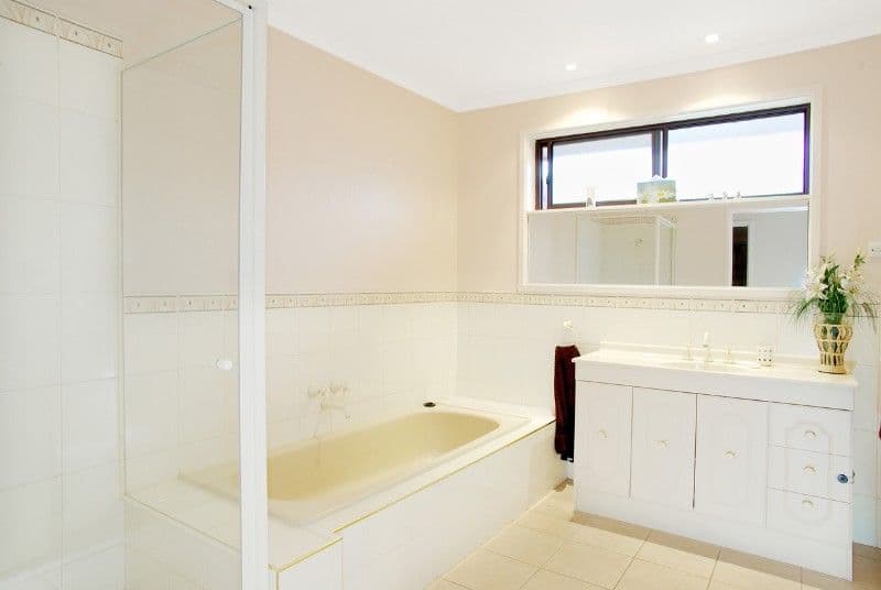 1 Riatta Avenue, GROVEDALE VIC 3216, Grovedale - Thumbnail 5