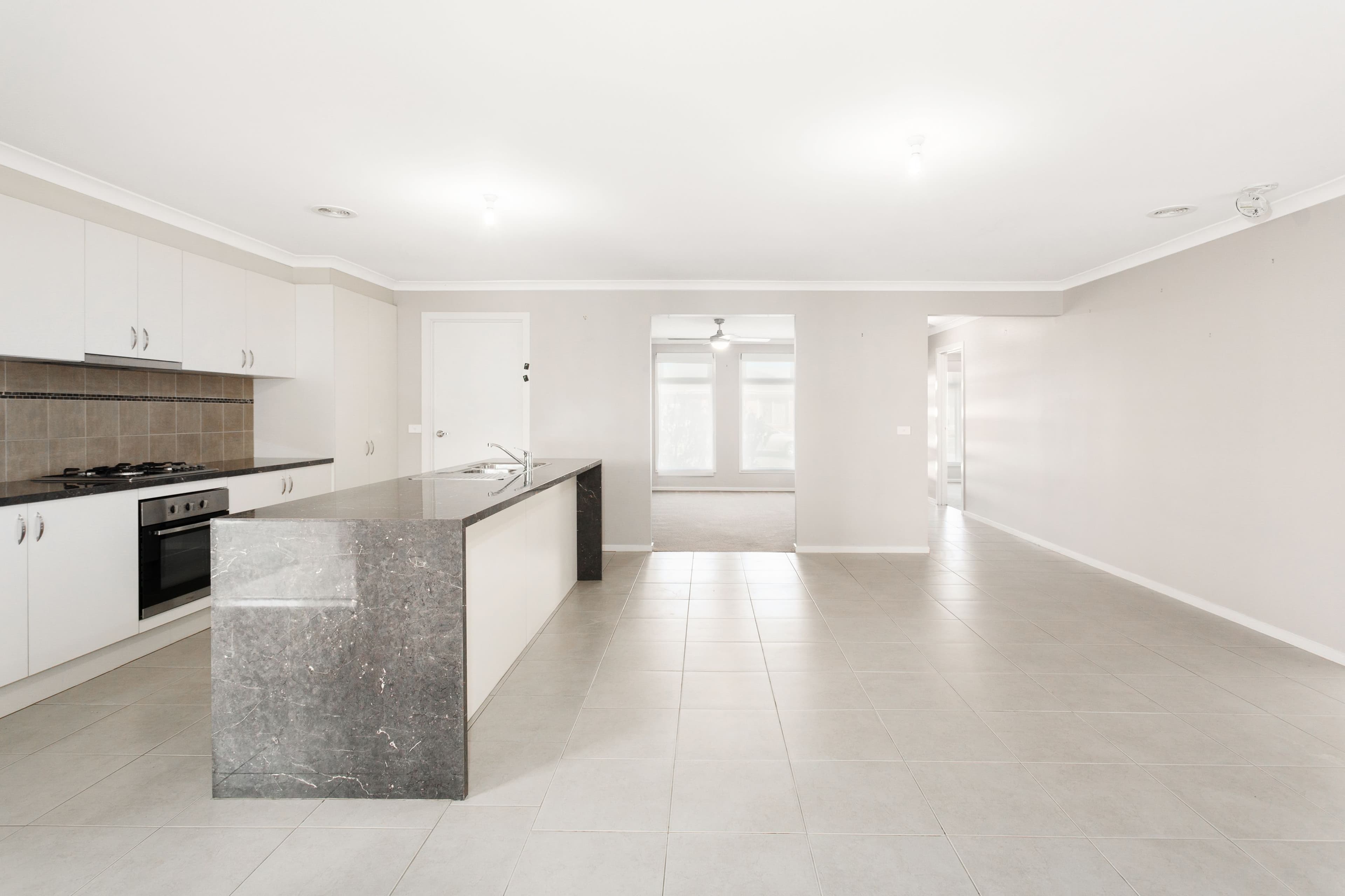 4 Dwyer Court, Koo Wee Rup VIC 3981, Koo Wee Rup - Thumbnail 3