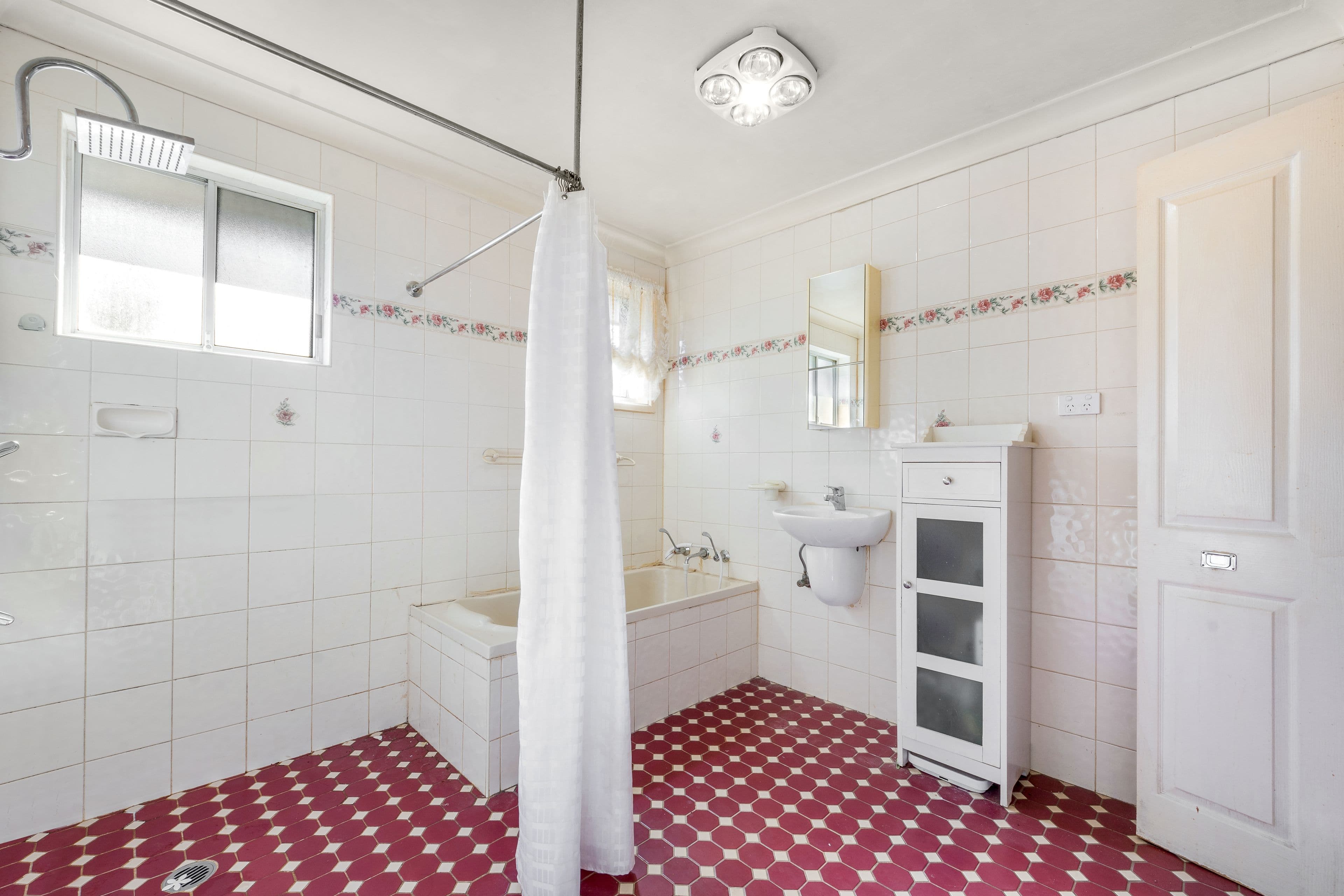 131 Evelyn Street, Macquarie Fields - Thumbnail 7