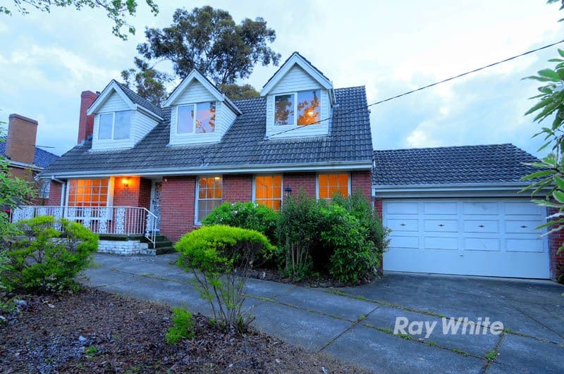4 Aisbett Avenue, WANTIRNA SOUTH VIC 3152, Wantirna South - Image 1