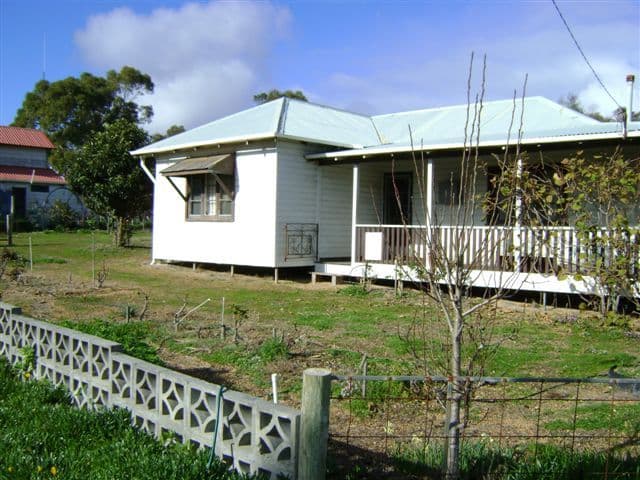 9 Brierley Street, ROCKY GULLY WA 6397, Rocky Gully - Thumbnail 3