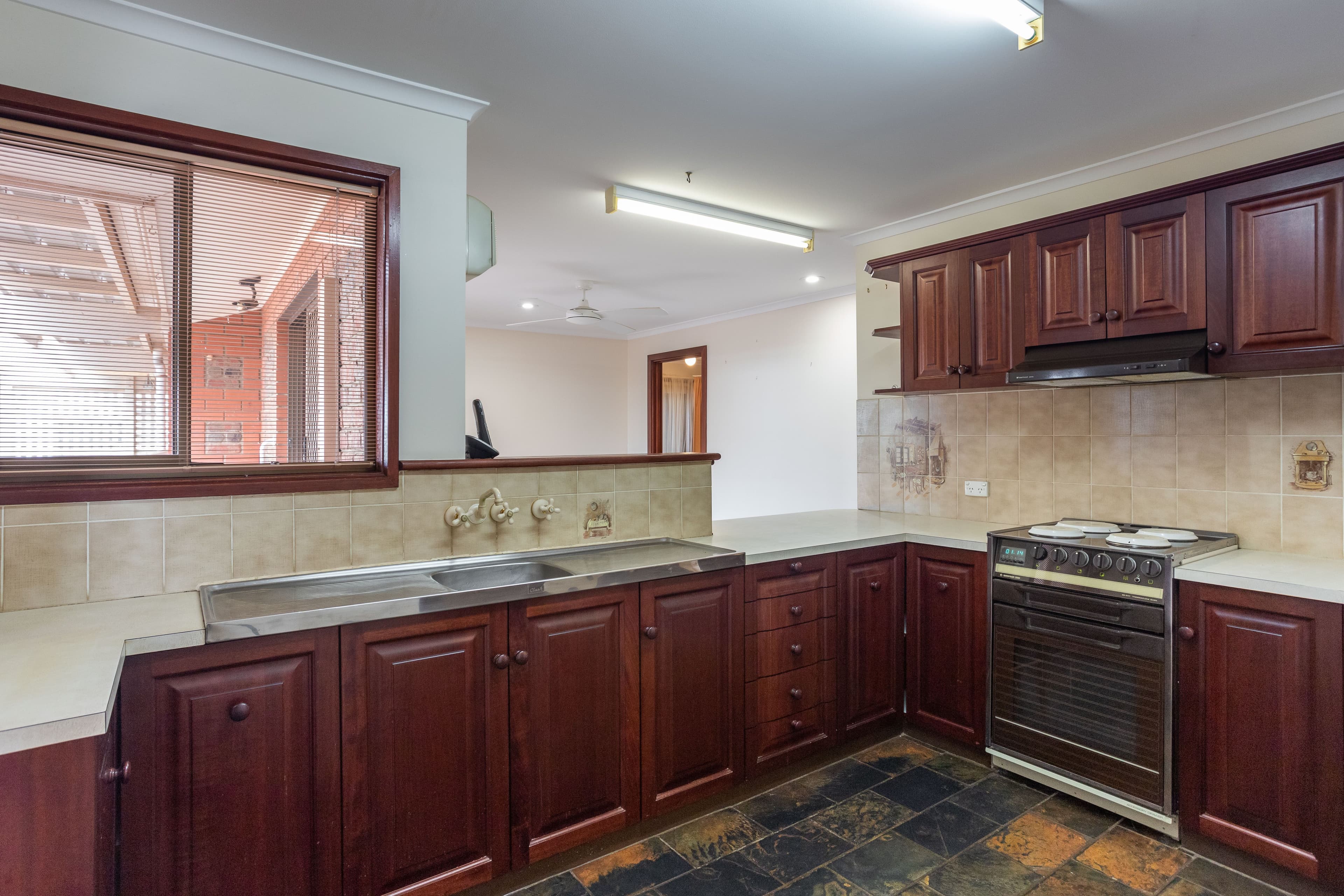 26 Thiele Avenue, Loxton SA 5333, Loxton - Thumbnail 6