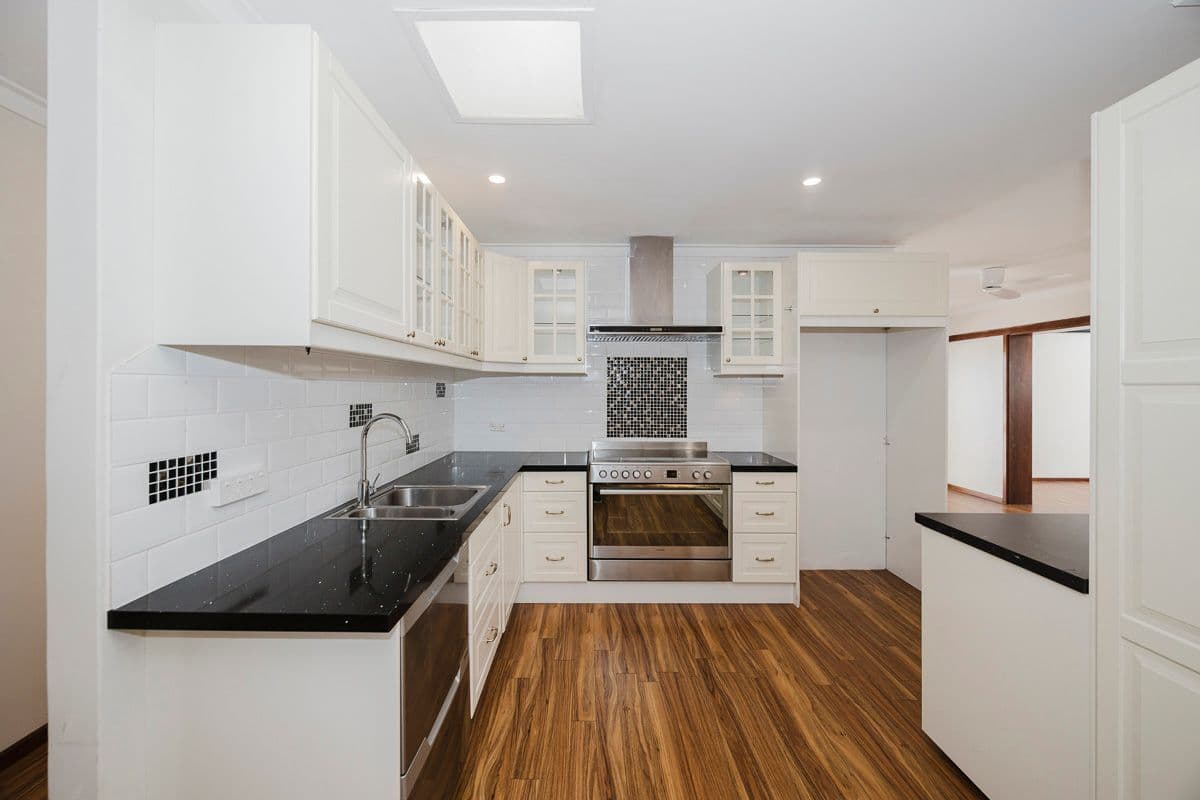 32 Frigate Crescent, Yanchep WA 6035, Yanchep - Thumbnail 2