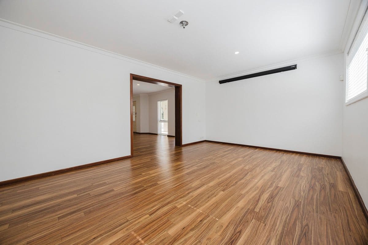 32 Frigate Crescent, Yanchep WA 6035, Yanchep - Thumbnail 5
