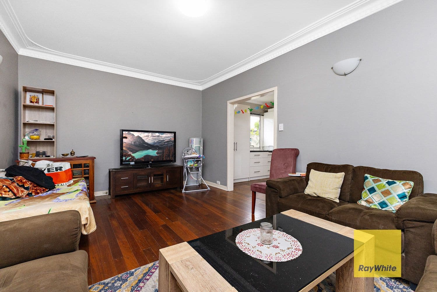 65 Russell Street, East Cannington WA 6107, East Cannington - Thumbnail 4