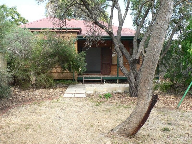 54 Central Avenue, BEACONSFIELD WA 6162, Beaconsfield - Thumbnail 4