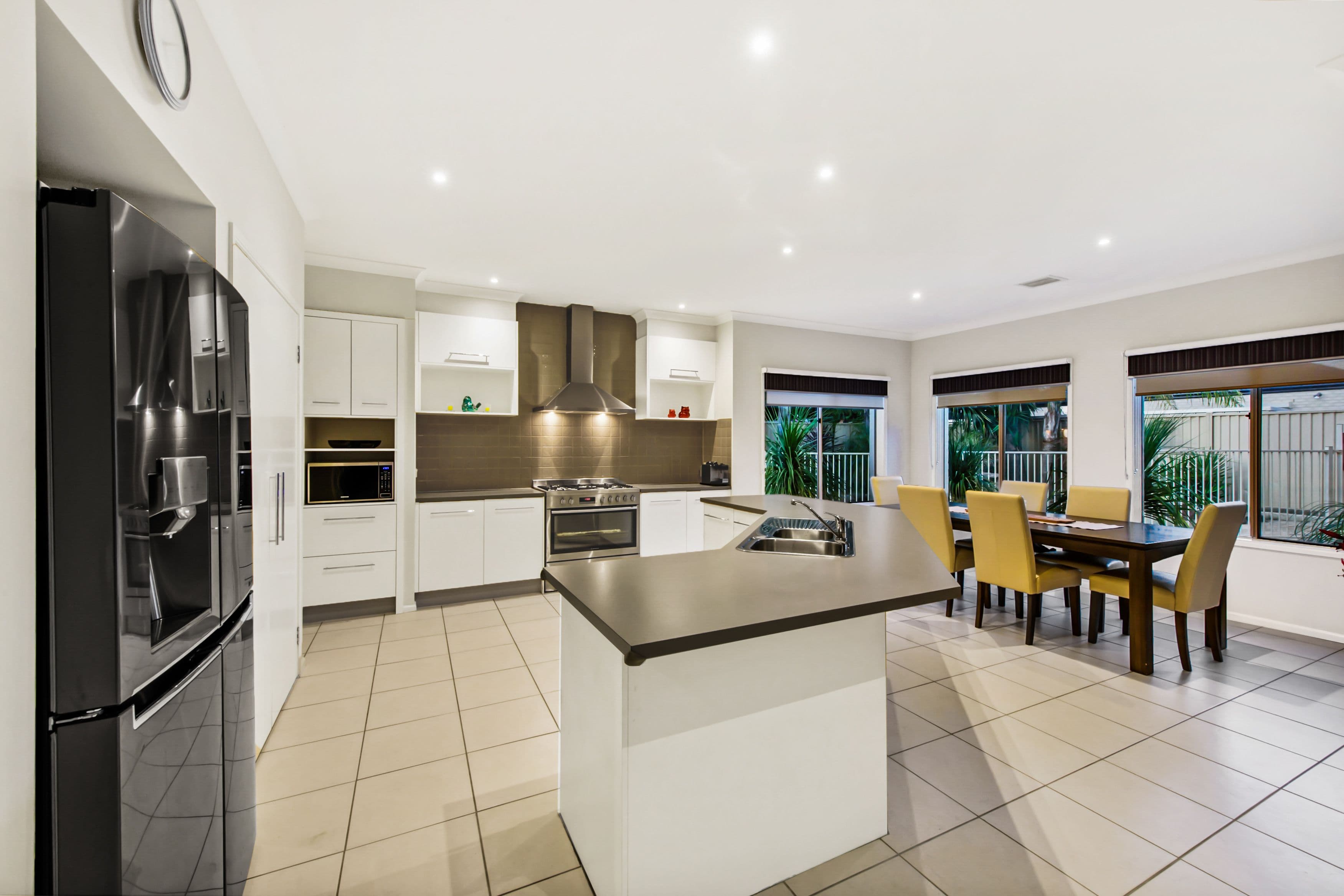 14 Landcox Way, Caroline Springs VIC 3023, Caroline Springs - Thumbnail 6