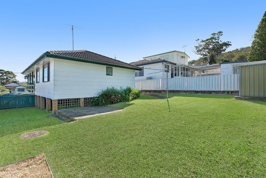 8 Brighton Street, Fennell Bay NSW 2283, Fennell Bay - Thumbnail 2