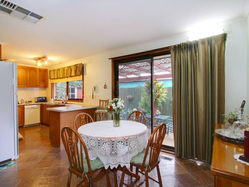 11 Sandleford Place, Dingley Village, Dingley Village - Thumbnail 8