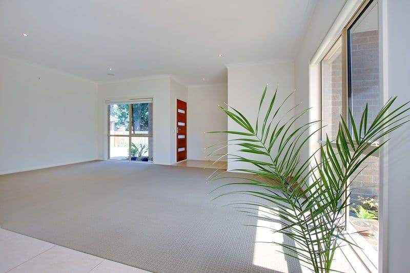 20 Van Ness Avenue, MORNINGTON VIC 3931, Mornington - Thumbnail 2