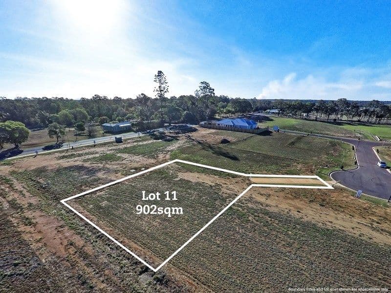 8 Bowerbird Court, BRANYAN QLD 4670, Branyan - Thumbnail 3