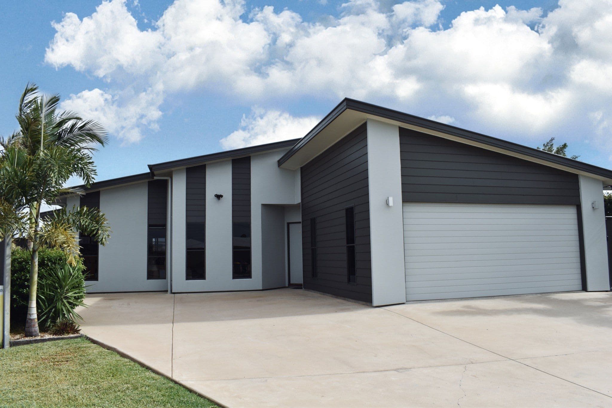 14 Singleton Court, Emerald QLD 4720, Emerald - Image 1