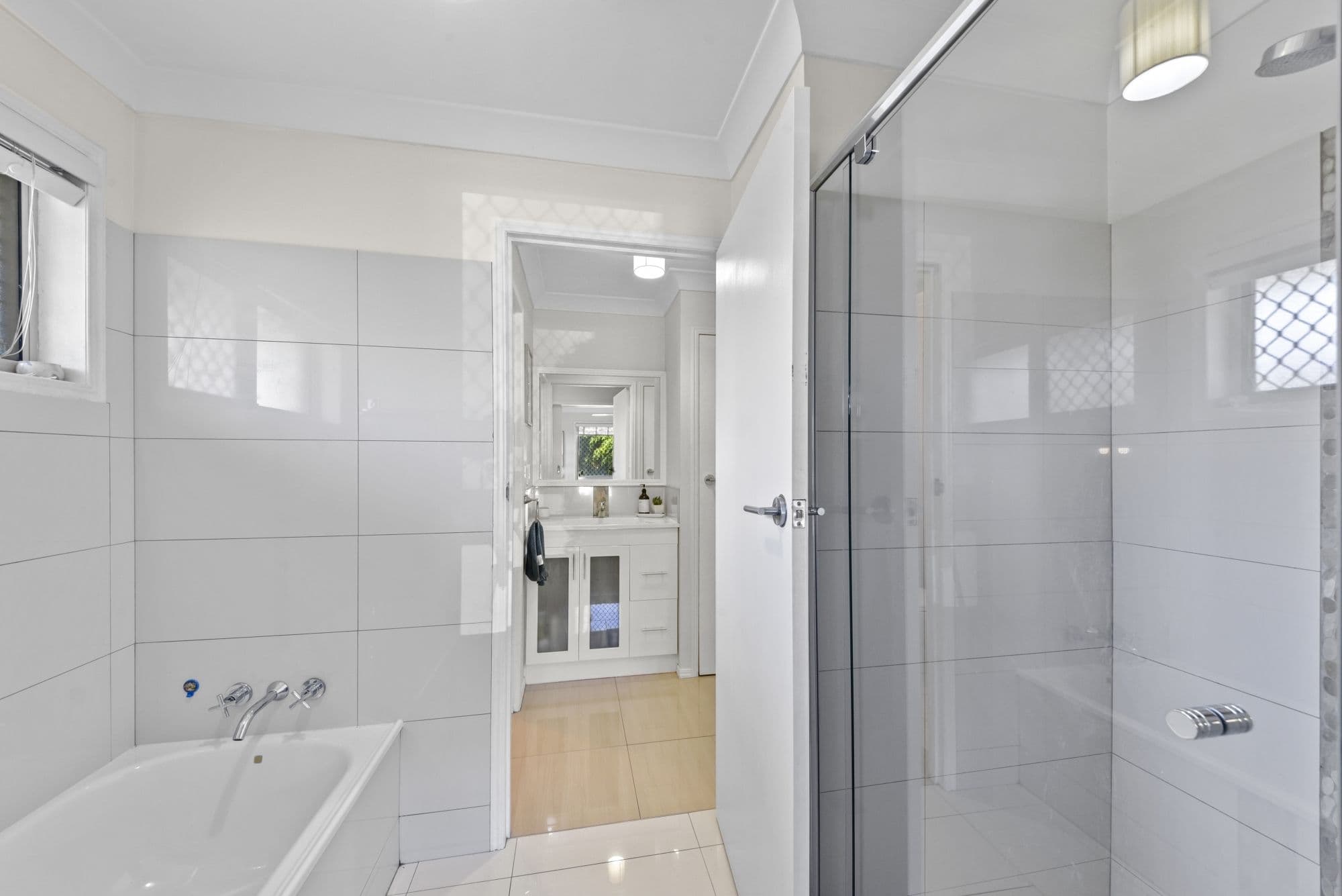 28 Burrabi Street, Bald Hills QLD 4036, Bald Hills - Thumbnail 4