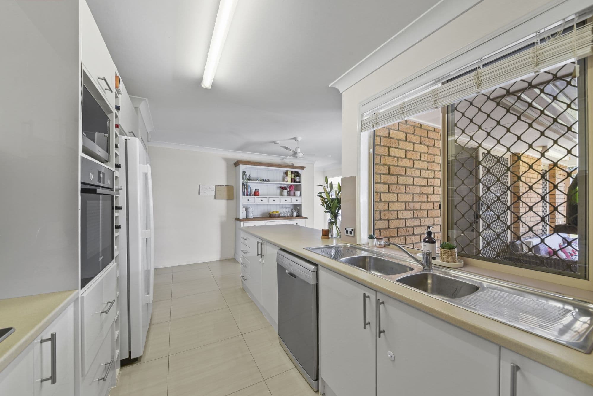 28 Burrabi Street, Bald Hills QLD 4036, Bald Hills - Thumbnail 7