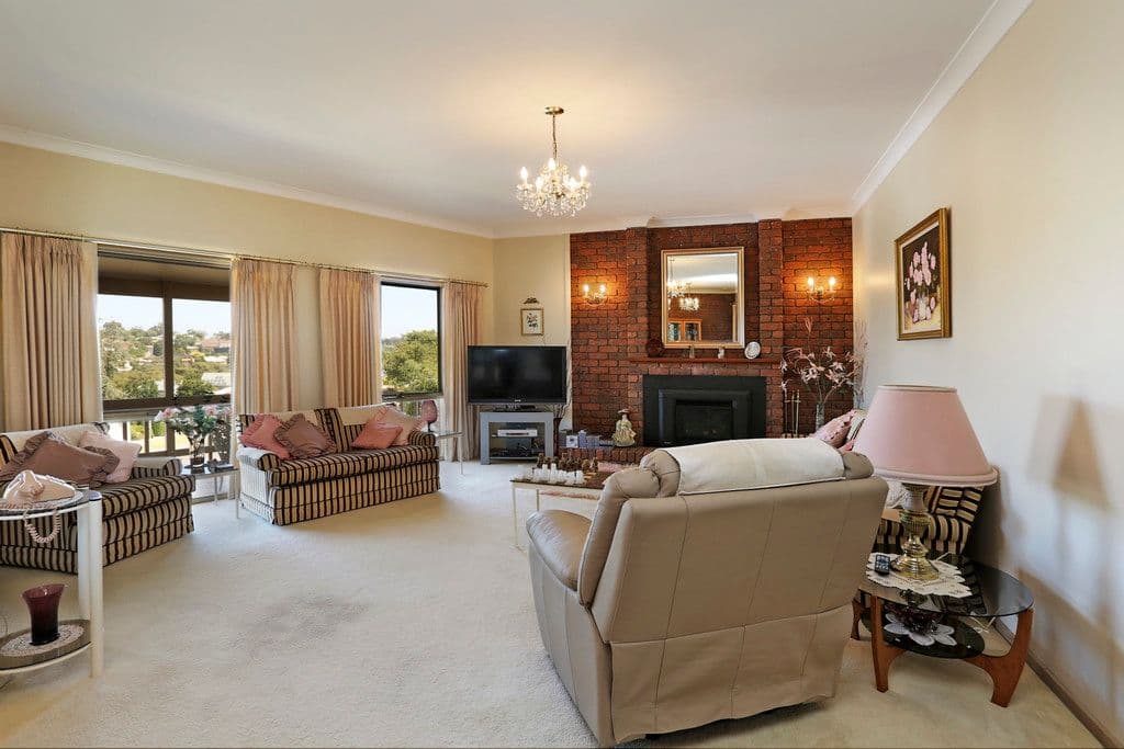 14 Huntly Close, Highton VIC 3216, Highton - Thumbnail 3