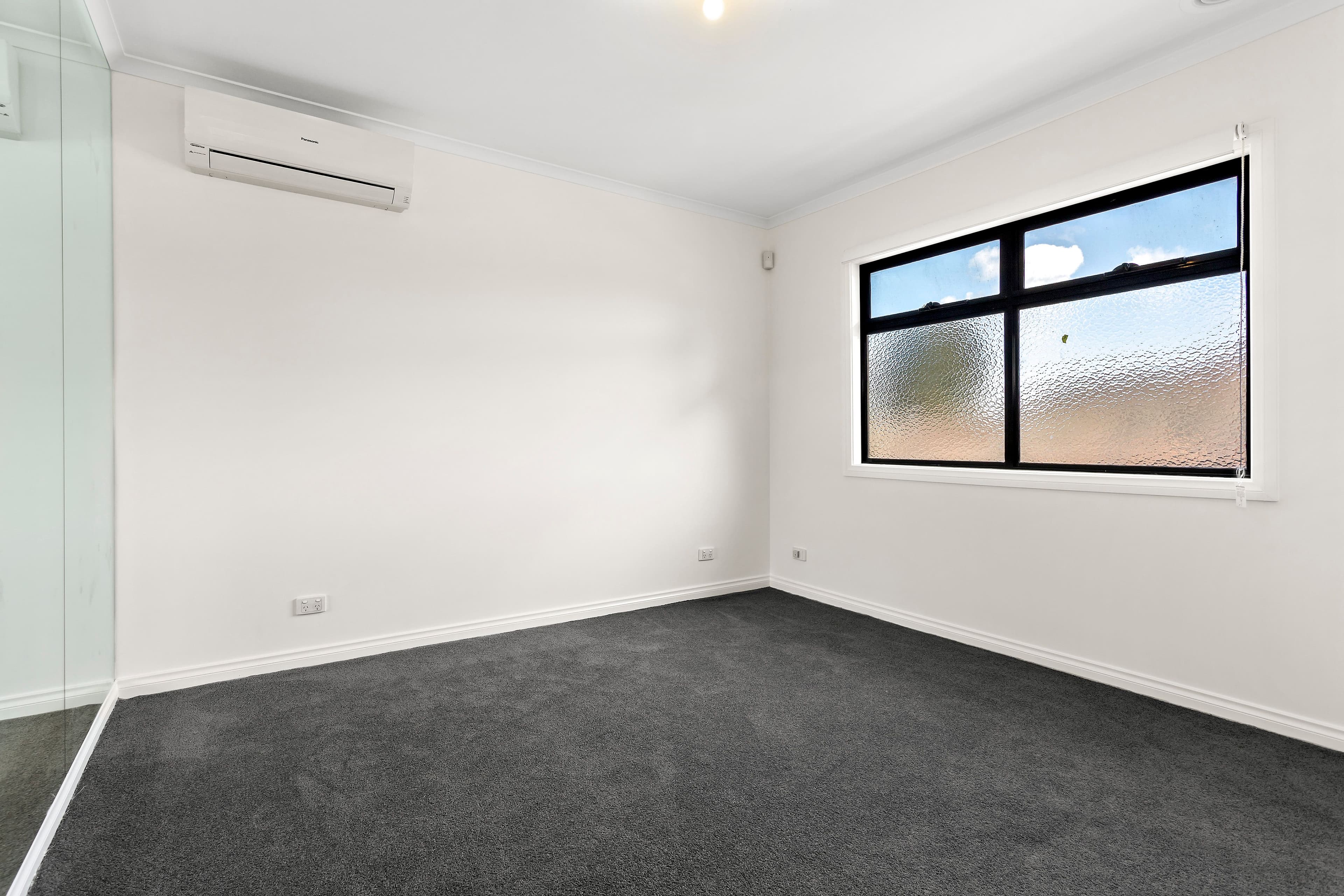 69 Clayton Road, Oakleigh East VIC 3166, Oakleigh East - Thumbnail 5