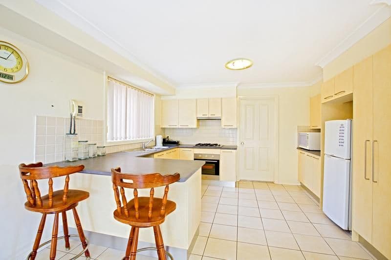 80 Greenway Drive, WEST HOXTON NSW 2171, West Hoxton - Thumbnail 5