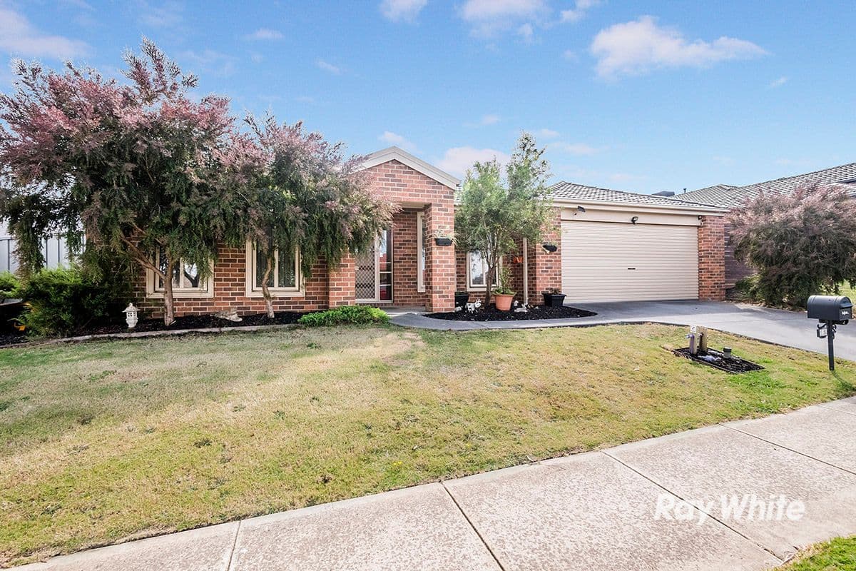 12 Carnavon Street, Cranbourne East VIC 3977, Cranbourne East - Image 1
