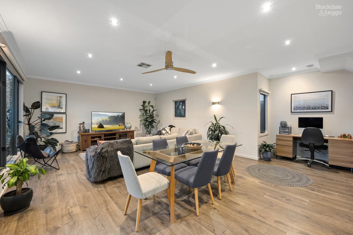 25a Shakespeare Avenue, Mooroolbark VIC 3138, Mooroolbark - Thumbnail 7